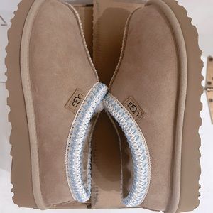 UGG Tasman Regenerate NWT
